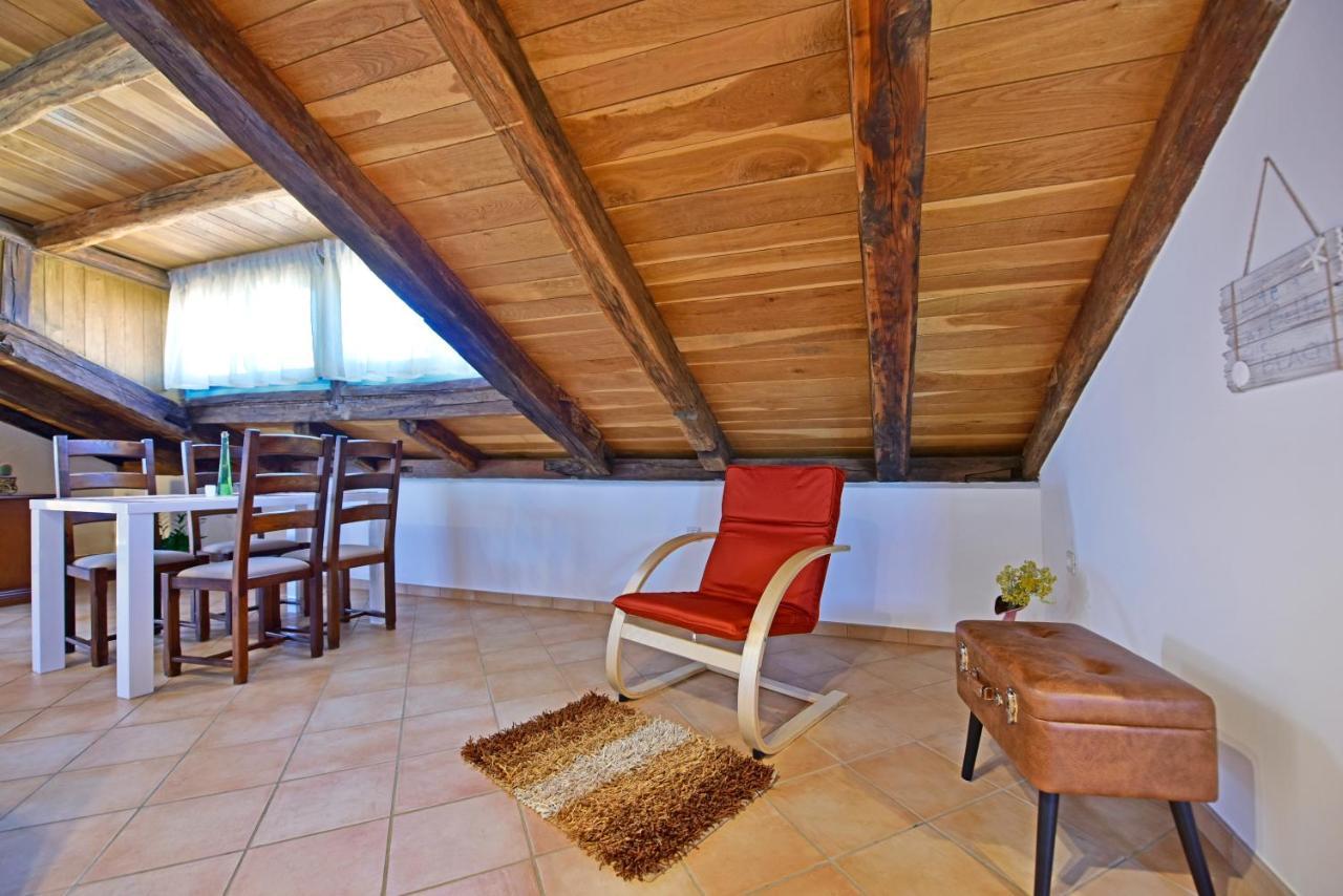 Alavanda Porec - App S Bazenom ภายนอก รูปภาพ