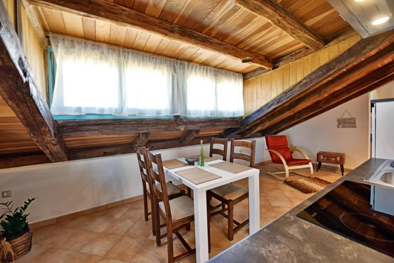 Alavanda Porec - App S Bazenom ภายนอก รูปภาพ
